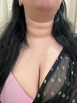 Snapshot of Akhi_Akshaya chatting on 01.25.25 Akhi Akshaya online show from 01.25.25