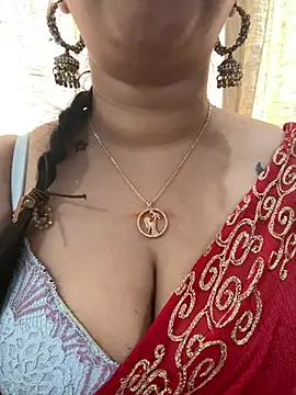 Snapshot of Akhi_Akshaya chatting on 01.30.25 Akhi Akshaya online show from 01.30.25