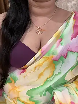 Snapshot of Akhi_Akshaya chatting on 02.10.25 Akhi Akshaya online show from 02.10.25