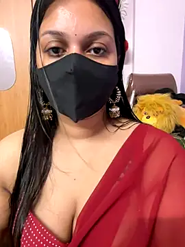 Snapshot of Akhi_Akshaya chatting on 11.07.25 Akhi Akshaya online show from 11.07.25