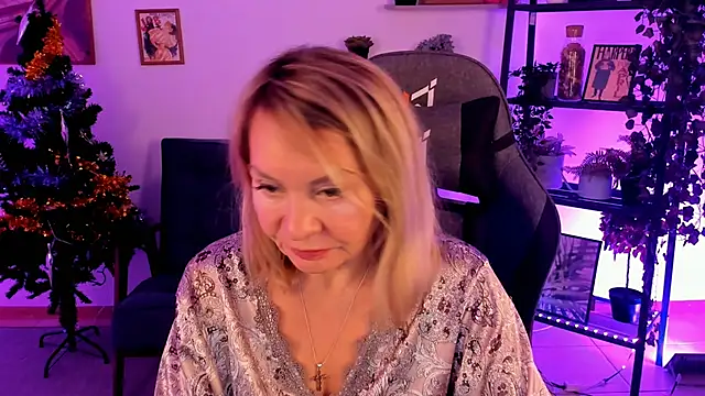 RosalindaFortuna online show from 12.27.24