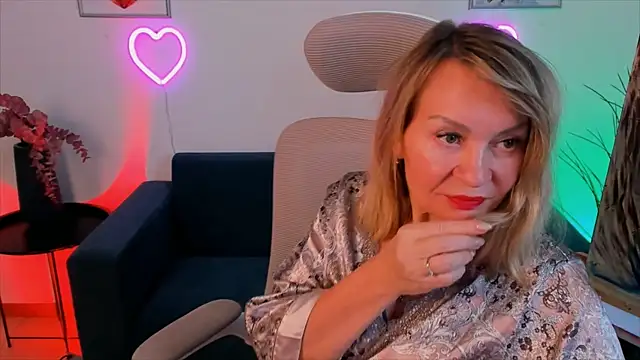 RosalindaFortuna online show from 01.08.25