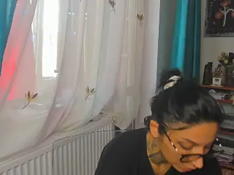 Lucky Deniz online show from 12.20.24