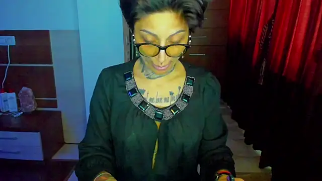Snapshot of Lucky_Deniz chatting on 03.17.26 Lucky Deniz online show from 03.17.26