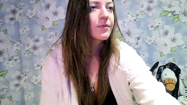 KattyLuuu online show from 01.10.25