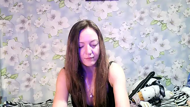 KattyLuuu online show from 01.24.25