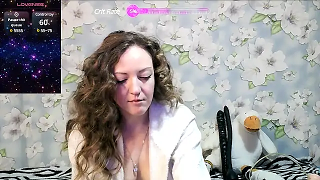 KattyLuuu online show from 03.07.25