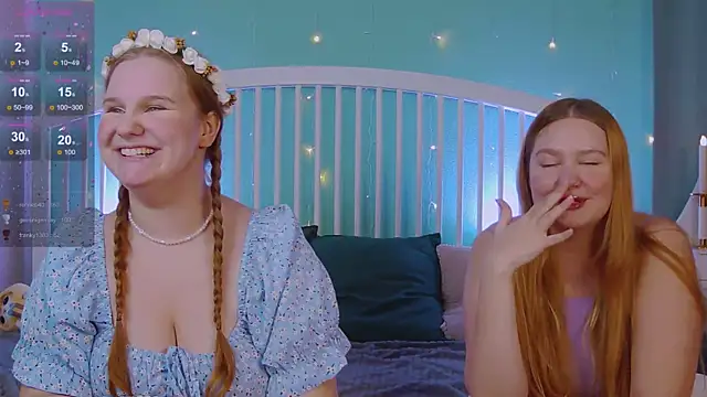 Snapshot of Ellie_Wellie chatting on 12.21.24 Ellie Wellie online show from 12.21.24