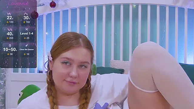 Snapshot of Ellie_Wellie chatting on 01.05.25 Ellie Wellie online show from 01.05.25