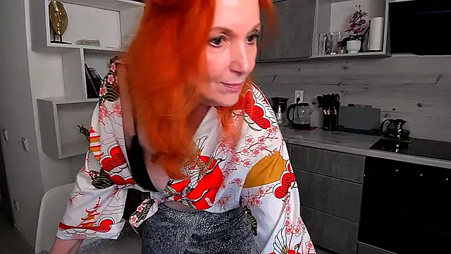 Snapshot of Fire-Fox-One chatting on 05.16.26 Fire-Fox-One online show from 05.16.26