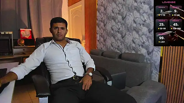 Hideintheoffice online show from 02.12.26