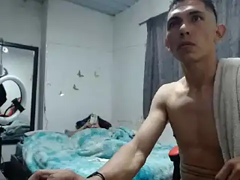 Snapshot of chayanne_odisea chatting on 09.30.25 chayanne odisea online show from 09.30.25