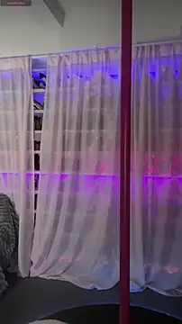 baobaomiqi linger online show from 11.22.25