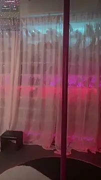 baobaomiqi linger online show from 11.25.25