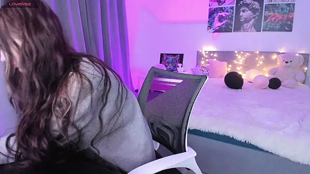 Lissa Meow  online show from 01.11.26