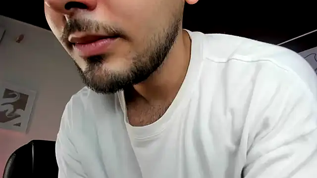 Snapshot of Samir_bear chatting on 06.22.26 Samir bear online show from 06.22.26
