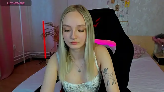 Cheryl  Brown online show from 03.04.25