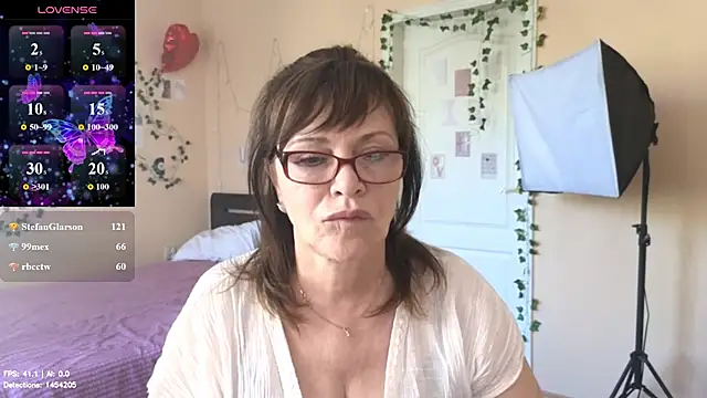 Miss Moren online show from 06.27.26