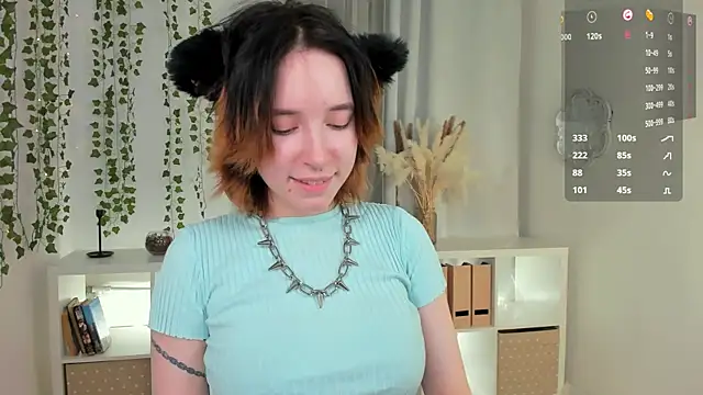 lilithlunna online show from 01.21.25