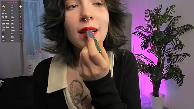 lilithlunna online show from 02.02.25