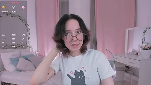 lilithlunna online show from 02.27.25