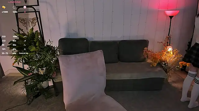 lilithlunna online show from 09.24.25