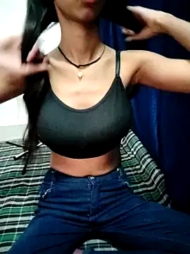 Snapshot of Liza-rani chatting on 01.25.25 Liza-rani online show from 01.25.25