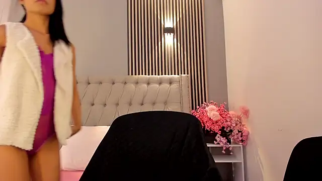 BrithanySummer online show from 11.29.25