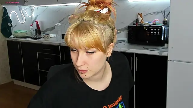 Sweet white chocolate online show from 03.04.26