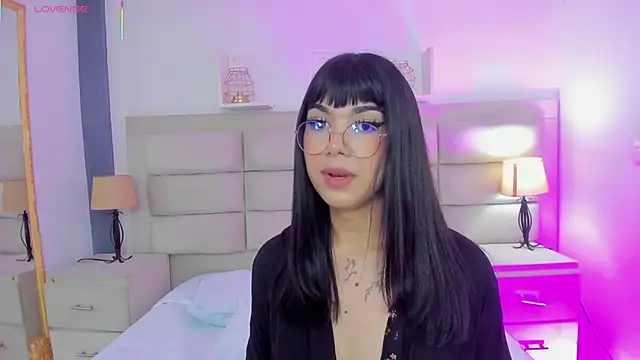 RoseCassie online show from 02.24.25