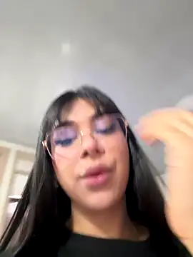 RoseCassie online show from 11.20.25