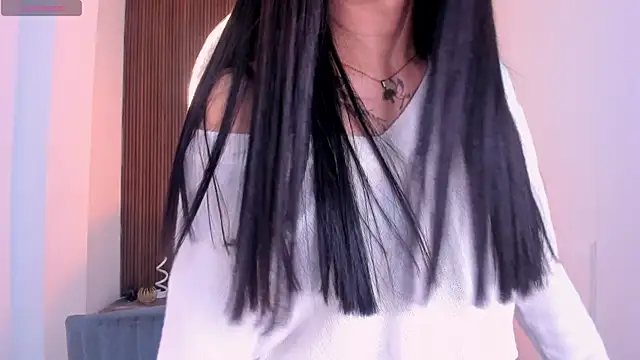 Snapshot of RoseCassie chatting on 05.04.26 RoseCassie online show from 05.04.26
