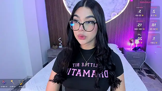 Snapshot of RoseCassie chatting on 05.19.26 RoseCassie online show from 05.19.26