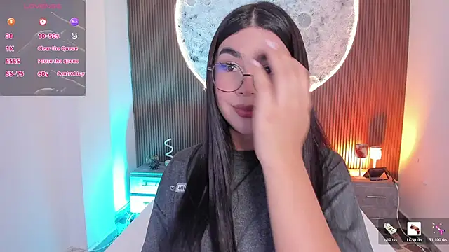 Snapshot of RoseCassie chatting on 07.02.26 RoseCassie online show from 07.02.26