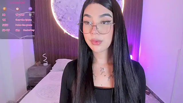 Snapshot of RoseCassie chatting on 07.16.26 RoseCassie online show from 07.16.26