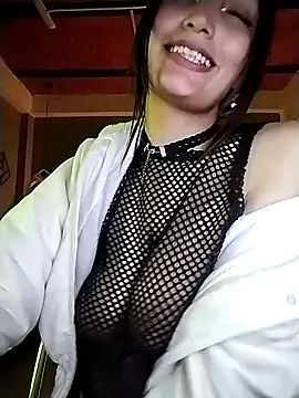 mia collens online show from 01.28.25