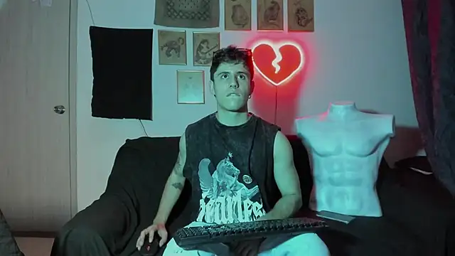 Antonello Vannucci online show from 01.01.25