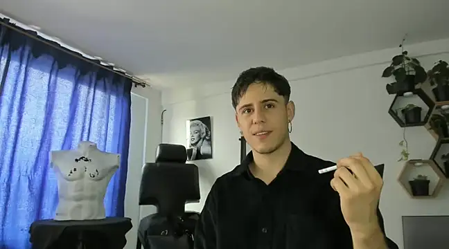 Antonello Vannucci online show from 03.12.25