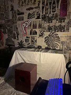 NikkelSofia online show from 02.15.25