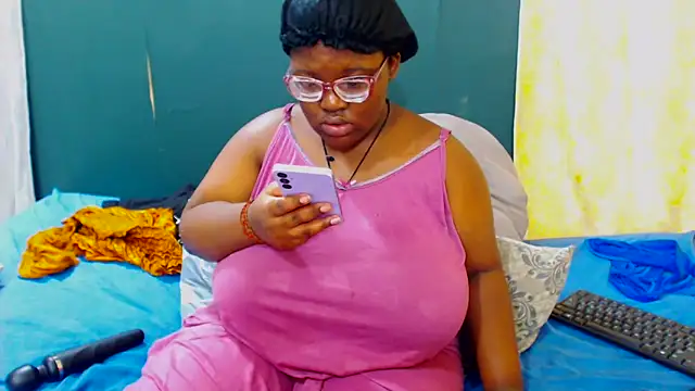 Damm Bobbies online show from 04.12.26