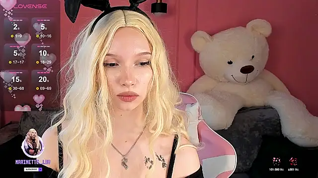 Snapshot of mari_nettt chatting on 02.28.25 mari nettt online show from 02.28.25