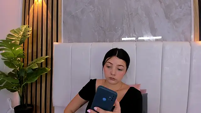 Snapshot of Samantha_Good chatting on 06.28.26 Samantha Good online show from 06.28.26