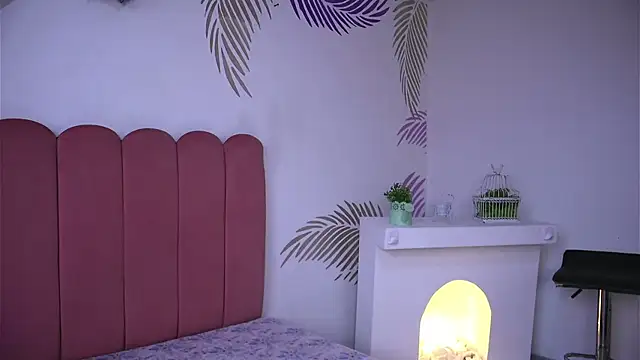 Daisha Riley online show from 02.22.25