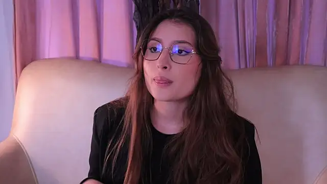 Daisha Riley online show from 10.22.25