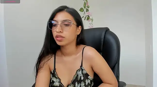 Ninna--1 online show from 02.13.25