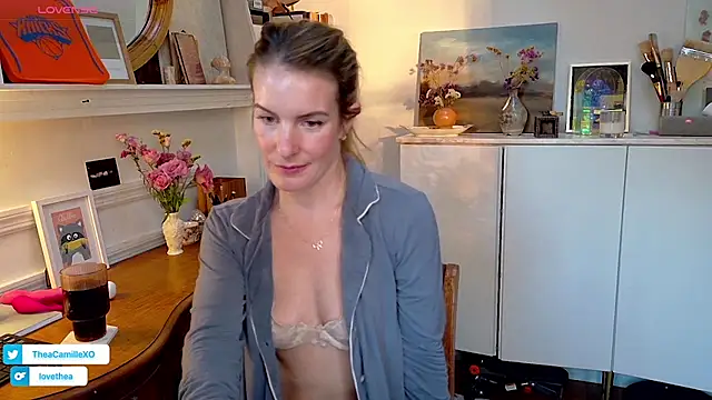 Snapshot of MissTheaCamille chatting on 11.02.25 MissTheaCamille online show from 11.02.25