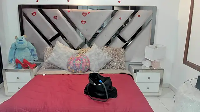 natalia5560 online show from 10.28.25