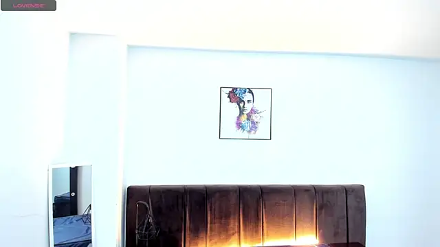 AbrilSonne online show from 03.14.25