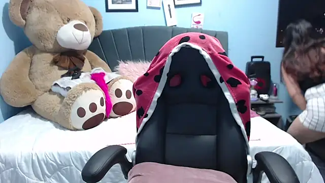 AngelRouss online show from 02.24.26