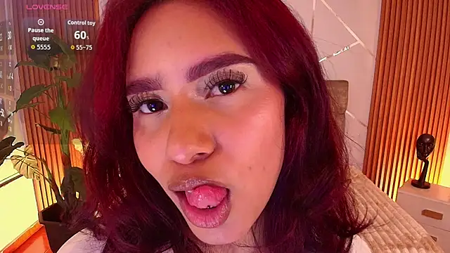 charlottee white online show from 03.26.26